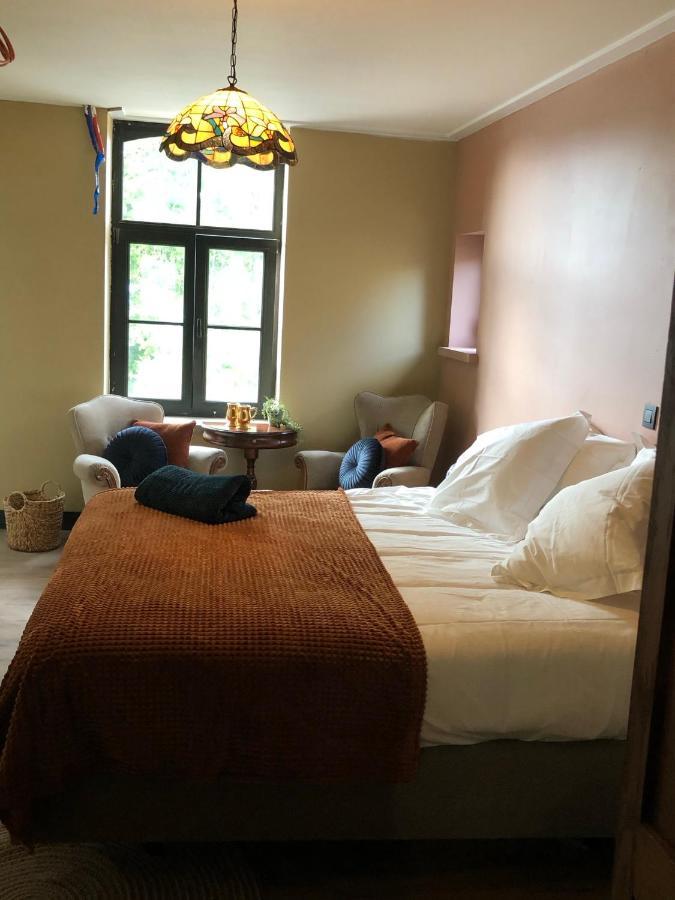 La Posterie Bed & Breakfast Ронс Екстериор снимка