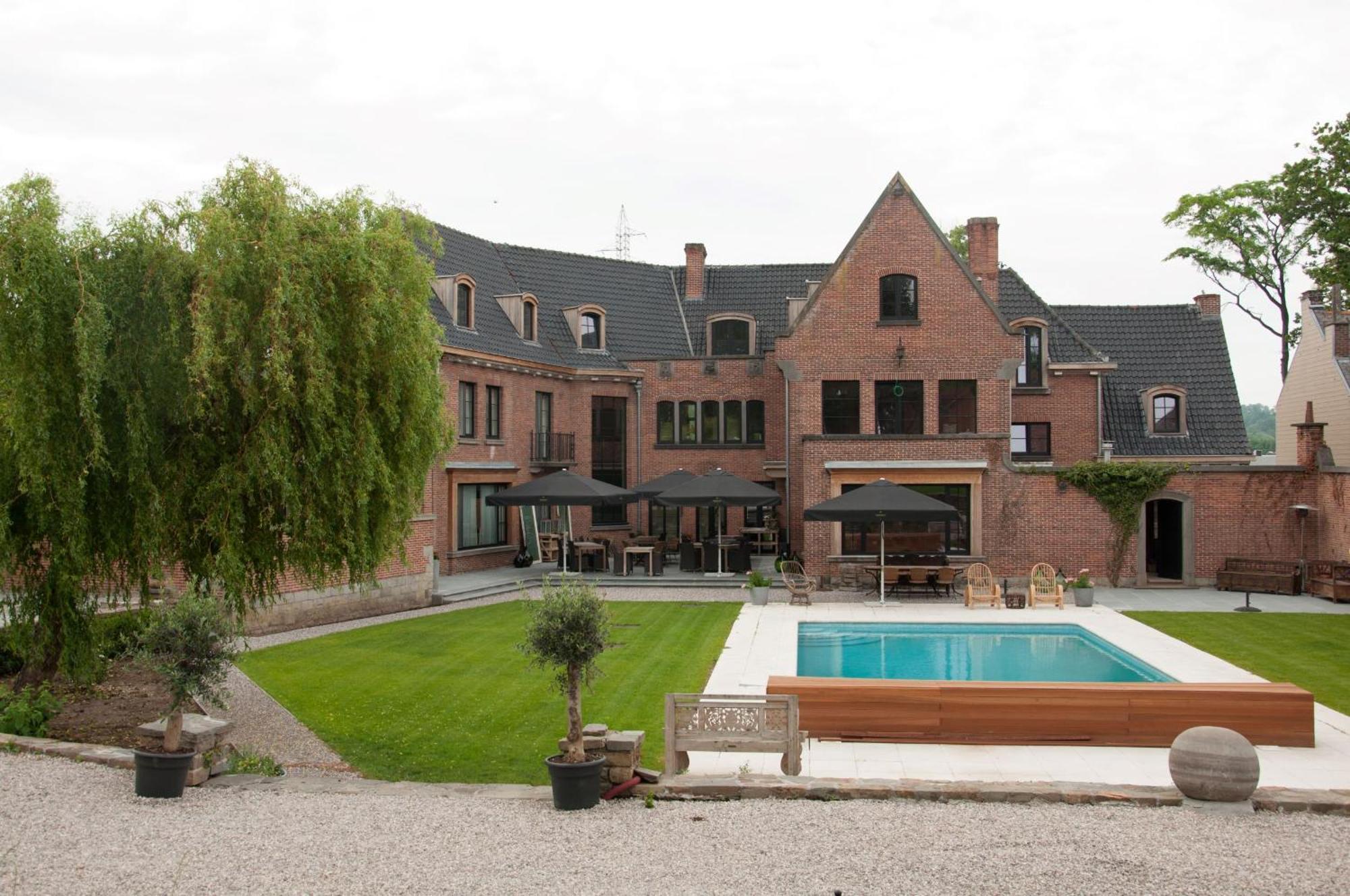 La Posterie Bed & Breakfast Ронс Екстериор снимка